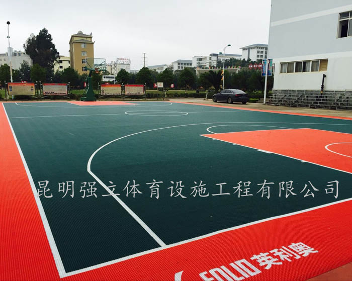 武警云南省邊防總隊(duì) 115 塊懸浮拼裝地板籃球場